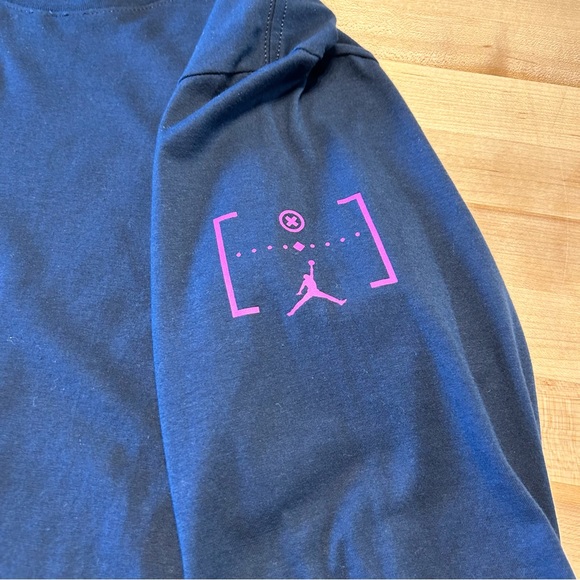 Michael Jordan “The Joy of Six” Long Sleeve Shirt - Picture 3 of 10